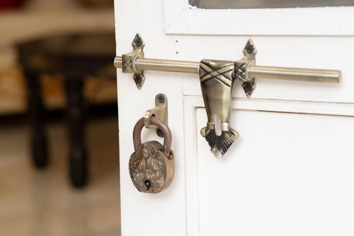 Santosh Villa - The House Of Antiques And Art Ουνταϊπούρ Εξωτερικό φωτογραφία